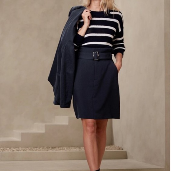 NWT BELTED PENCIL SKIRT - Picture 2 of 7